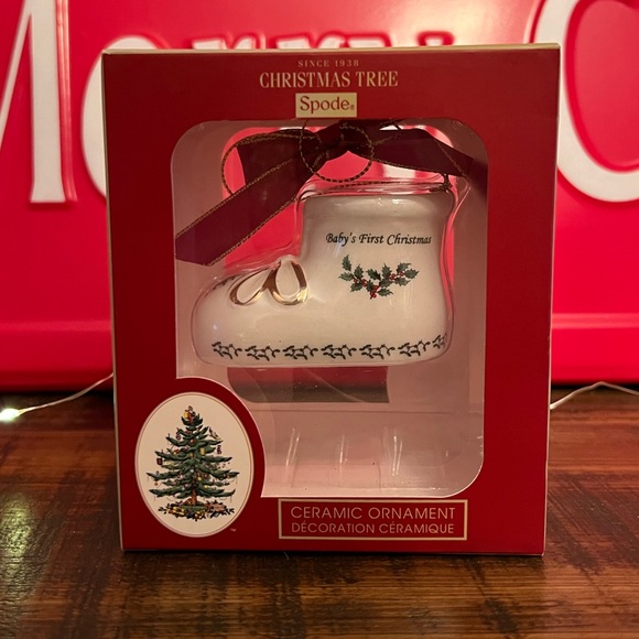 Spode Christmas Tree 2018 baby boot ornament - Picture 3 of 11